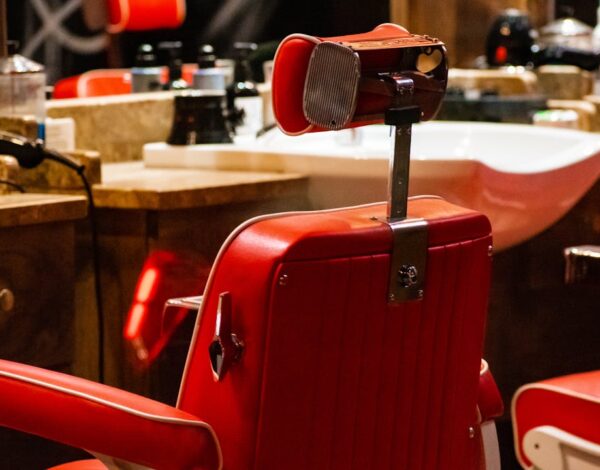 Optimizing Barber Shop Operations with AI-Powered Vision